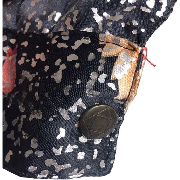 Vintage 80’s Hyung Club Metallic Floral Bomber Jacket - Picture 10 of 16